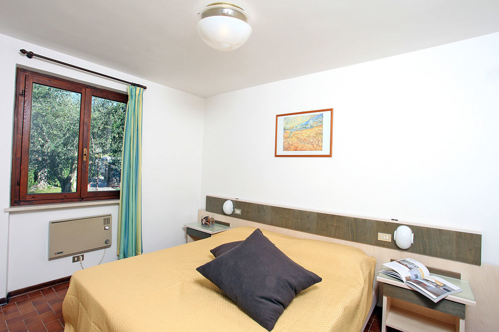 Appartamenti Bellavista Бардолино Екстериор снимка