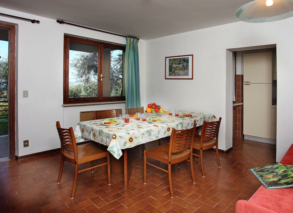 Appartamenti Bellavista Бардолино Екстериор снимка