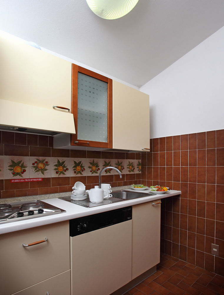Appartamenti Bellavista Бардолино Екстериор снимка